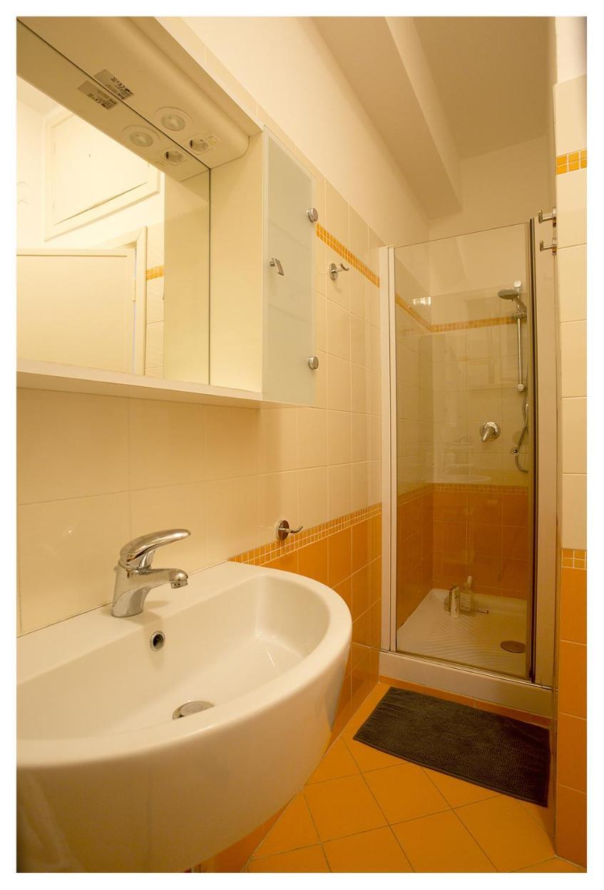 Casa Gorgone, Seafront Flat! Apartment Viareggio Exterior photo